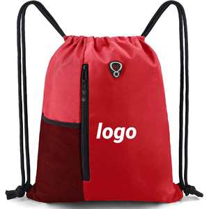 Sac à dos élégant avec logo personnalisé, fermeture éclair et trou USB, idéal pour les jeux de ball et les excursions à la plage - Product Image 1