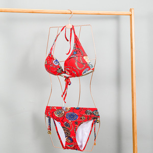Cintres de <span class=keywords><strong>maillot</strong></span> de bain bikini avec logo personnalisé Cintres de <span class=keywords><strong>maillot</strong></span> de bain pour adultes et enfants Cintres de présentation en métal pour robe Bikini Lingerie - Product Image 1