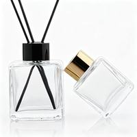 Flacon diffuseur de luxe 50 ml vide carré en verre pour bâtonnets parfumés avec bouchon doré
