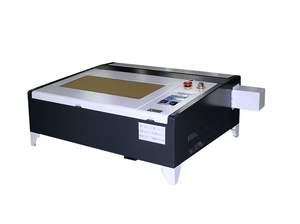 Macchina per Incisione/Taglio Laser CO2 Julong 4040 60W/40W Raffreddata ad Acqua Automatica Alta <span class=keywords><strong>Sicurezza</strong></span> Risparmio Energetico Spessore Regolabile 1 - Product Image 2