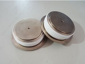 Thyristor de commutation haute intensité TECHSEM, fabriqué en Chine, avec certification CE, fournisseurs et fabricants de qualité supérieure pour fours de fusion - Product Image 1