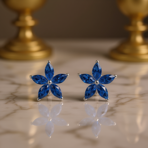 Orecchini a Perno E1293 con Diamante Blu, Montatura in Argento, Classici da Donna per Uso Quotidiano - Product Image 2