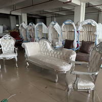Chaise de trône royale de luxe, canapé de mariage pour la mariée et le marié