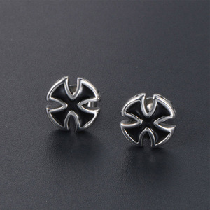 Pendientes de tuerca con diseño geométrico de cruz, acero de titanio CF061, joyería de moda unisex - Product Image 2