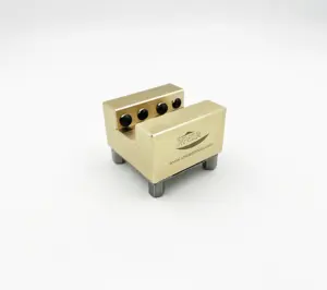 Akurasi 0.002mm slot persegi 54*15.5*12.5mm pegangan elektroda kuningan erowa untuk HE-E06451 mesin EDM die