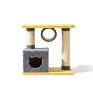Amistar Classic Arbre à chat à 2 niveaux en sisal avec tunnel et colonne d'intimité, durable, facile à assembler, emballé en carton, hauteur 70 cm pour chats et chatons - Product Image 1