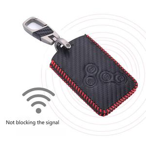 Housse de clé intelligente à <span class=keywords><strong>4</strong></span> boutons en cuir et fibre de carbone compatible avec Renault Megane <span class=keywords><strong>Scenic</strong></span> Laguna Fluence Clio Captur Koleos 2008-2019 - Product Image 2