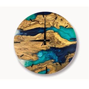Elegante Reloj de Pared de Resina y Madera Hecho a Mano, Duradero, Funcional, Elegante y Decorativo, Perfecto para Sala de Estar o Dormitorio - Product Image 1
