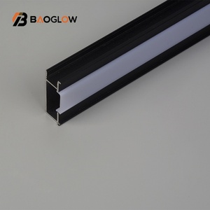 Nouveautés : Lot de 10 Profils LED en Aluminium Antidérapants de 1 Mètre pour Escaliers, Plafonds et Murs – Bande Lumineuse LED pour Plinthes et Escaliers - Product Image 4
