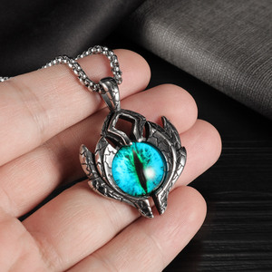 Collier en acier au titane à la mode rétro Hip-Hop Devil's Eye pour hommes Chaînes élégantes en forme de numéro avec diamant pour anniversaire - Product Image 4
