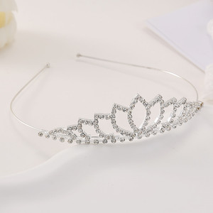 Tiara de Aleación Coreana Chapada en Oro con Cristales de Estrás, Corona para Novia, Cumpleaños, Actuaciones - Product Image 1