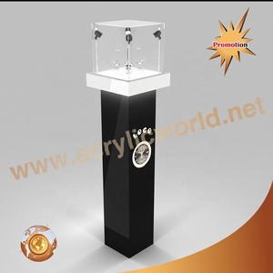 Présentoir de Comptoir de Luxe en Bois Sur Mesure pour Montres, Idéal pour Boutiques de Montres - Product Image 6