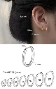 Orecchini a Cerchio Rotondi Geometrici da 2.5mm in Acciaio Inossidabile in Varie Misure dal Produttore per Donna - Product Image 6