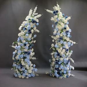 Arche de fleurs artificielles 2024 en promotion : roses bleues en soie et verdure pour décoration de mariage - Product Image 1