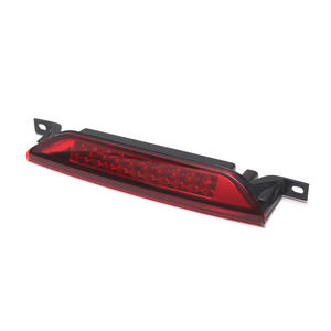 Luz de Freno Elevada para Jeep Grand Cherokee 2011-2017, Luz Trasera LED Roja y Negra, Piezas Automotrices - Product Image 1