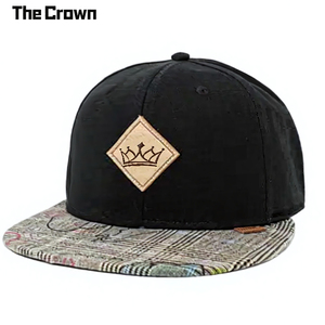 Casquette structurée à 6 panneaux avec logo personnalisé, visière plate, patch en cuir et visière à carreaux, fermeture snapback simple rangée, vente en gros, fabricant - Product Image 1
