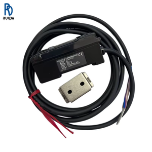 KEYENCE LV-21A LV-11 LV-11A LV-21AP เลเซอร์เซนเซอร์แอมพลิฟายเออร์ยูนิตโฮสต์ NPN เน้นการป้องกันการรบกวนและการตรวจจับ มีสินค้าในสต็อก - Product Image 1