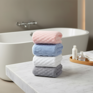 Serviettes de bain en microfibre de luxe, lot de 4, ultra légères, couleur unie, ensemble spa, bleu pastel, rose, gris, vert menthe - Product Image 3