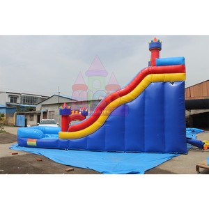 Scivolo d'Acqua Gonfiabile Gigante a Tema Castello, Rosso e <span class=keywords><strong>Blu</strong></span>, Doppia Corsia con Piscina per <span class=keywords><strong>Noleggio</strong></span> Commerciale Estivo e Carnevale - Product Image 6