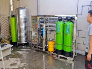 Otomatik 500L/Saat Küçük Su Arıtma Sistemi RO Filtrasyon Tesisi Ters Ozmoz İçme Suyu Arıtma Makinesi Pompası - Product Image 6