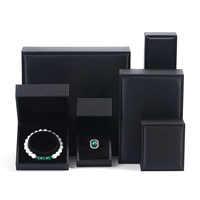 Boîte à bijoux en cuir noir brossé, fabrication directe d'usine, logo OEM personnalisé, coffret cadeau pour bague, bracelet, collier
