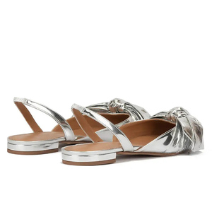 XINZI lluvia bajo MOQ personalizado damas sandalias de verano Zapatos US 14 cerca de planos del dedo del pie zapatos mujeres Sandalias planas - Product Image 4