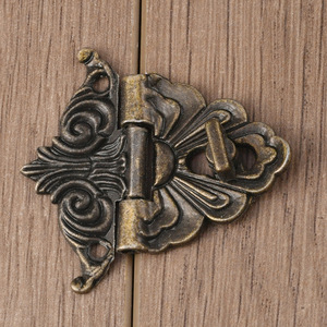 Antique Bronze Alloy Box Buckle Corner Shape Bolt Inserting Type For Jewelry Box Storage Furniture <b>Hardware</b> - Product Image 4