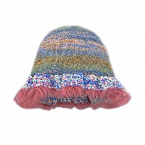 Vente en gros de chapeaux seau en crochet faits à la main pour femmes, chapeaux d'hiver colorés pour femmes, bonnets en crochet jacquard - Product Image 2