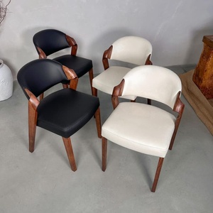 Chaises de réception confortables en bois massif de noyer et cuir PU, chaises de <span class=keywords><strong>salle</strong></span> à <span class=keywords><strong>manger</strong></span> avec pieds en bois - Product Image 2