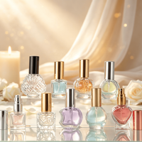 Vente en gros de flacons de parfum miniatures de luxe de 3 ml, 5 ml, 10 ml, flacon vaporisateur, flacon de parfum en forme de coquillage, flacon de parfum en forme de pomme, bouchon noir doré