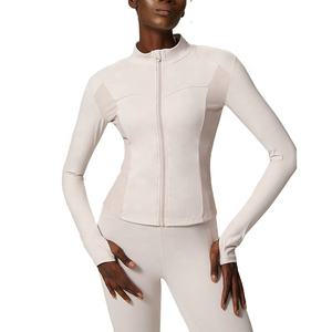 Chaqueta y mallas de yoga impermeables y transpirables XL para mujer, conjunto de ropa deportiva para entrenamiento de gimnasio con características de talla grande, patrón sólido - Product Image 3