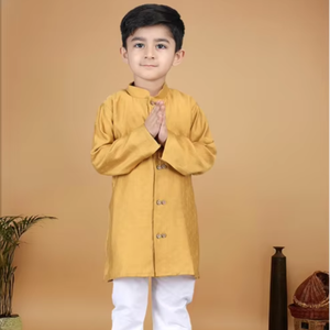 ชุดคุรตะสีเหลืองมัสตาร์ดสำหรับเด็กผู้ชาย พร้อมชุดนอนสีขาว ชุดพื้นเมืองแบบดั้งเดิมสำหรับงานเทศกาล  ชุดคุรตะผ้าฝ้ายใส่สบายสำหรับเด็ก - Product Image 1