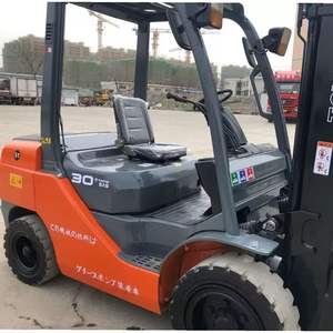 Montacargas TOYOTA 30 de 3 Toneladas, 90% Nuevo, con EPA/CE, Agrícola, Usado, Económico, en Venta - Product Image 2