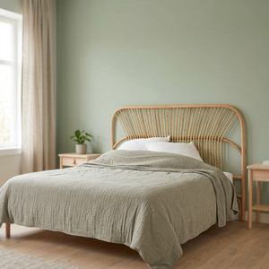 Lit en rotin moderne à succès avec panneaux de tête de lit pour la maison et l'hôtel, directement de l'usine au Vietnam - Product Image 1