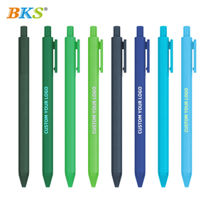 Stylos à bille en plastique de haute qualité personnalisables avec gravure, personnalisez-les avec des noms ou des logos, cadeaux d'entreprise mémorables. - Product Image 3