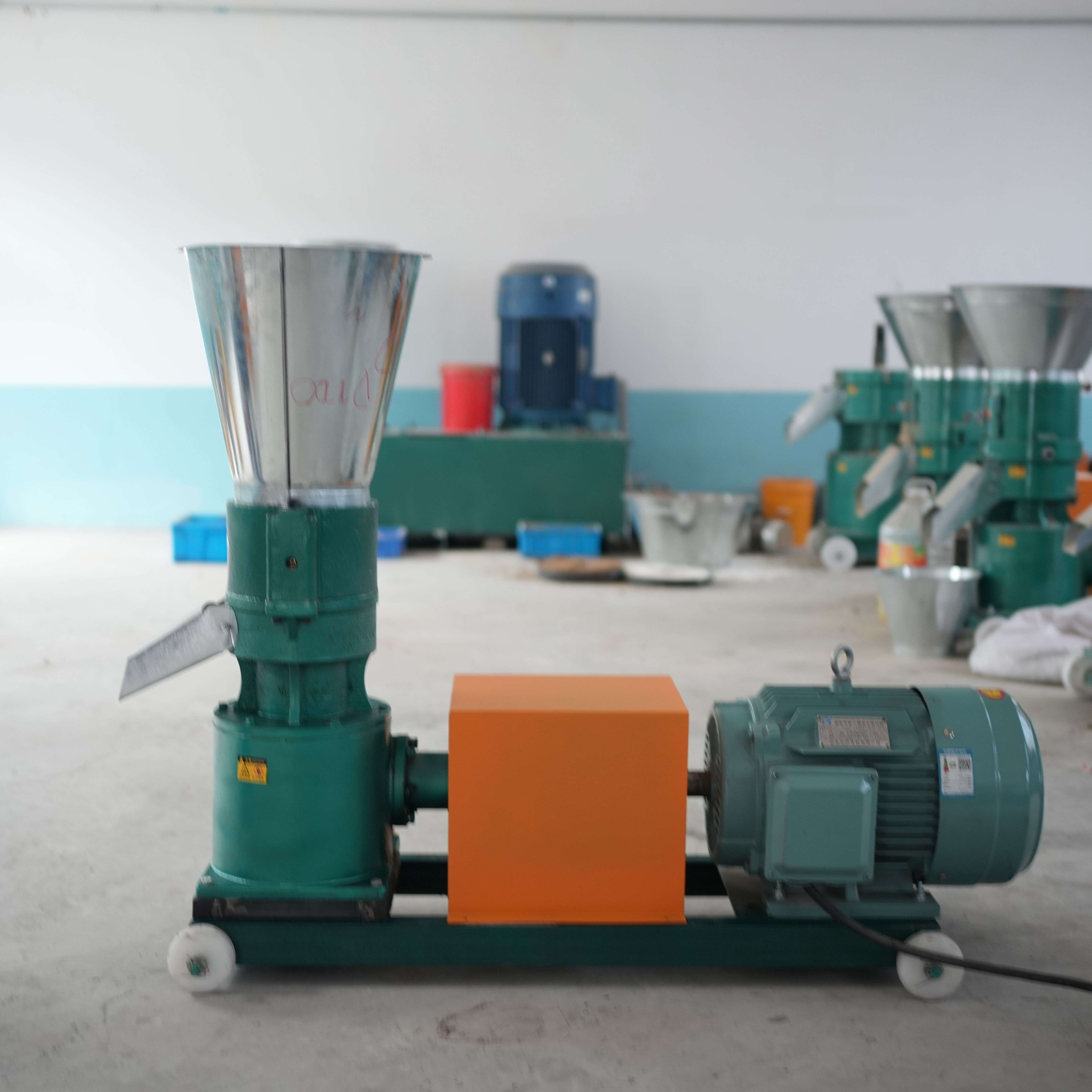 High Tech Three Roller Pellet Machine with High Temperature Resistance Design Suitable for High Load Biomass Fuel Production