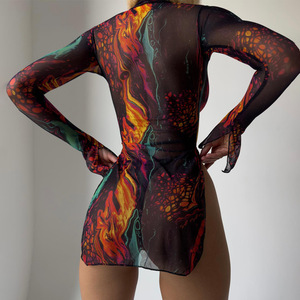 Nouvelle <span class=keywords><strong>robe</strong></span> sexy 2025 pour femme, <span class=keywords><strong>robe</strong></span> moulante à manches longues tie-dye avec col montant, fente haute cuisse et lingerie en maille transparente - Product Image 4