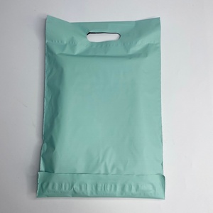 Eco-friendly Matte Green Poly Mailer Bags Summer Gym Suit T-shirts Packaging Express Courier Portable Shipping Bag with Handle - Product Image 2