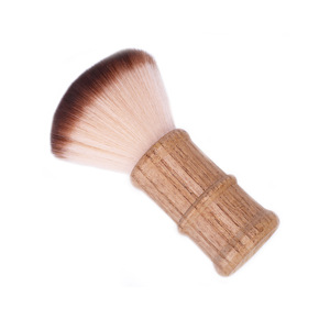 Cepillo de pelo de madera maciza con cerdas, forma redonda tipo pala, para uso en salón de belleza y barbería. - Product Image 5