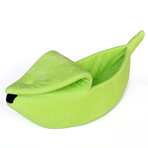 Cama térmica para mascotas con forma de plátano de invierno con tapa, diseño semicerrado para hámsters, gatos, perros, almohadilla suave para dormir - Product Image 3
