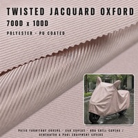Tissu Oxford en polyester jacquard torsadé enduit de PU résistant à l'eau 700Dx100D pour les housses de barbecue et les housses de voiture