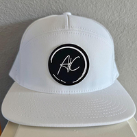 Écusson en caoutchouc personnalisé trou découpé au laser Bord plat de facture 6 panneaux imperméable blanc hommes Snapback Casquette de baseball chapeau