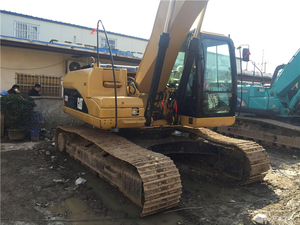 รถขุดตีนตะขาบ Caterpillar 320D มือสองจากญี่ปุ่น อุปกรณ์ขุดเจาะที่เชื่อถือได้สำหรับงานถนนและงานก่อสร้าง - Product Image 4