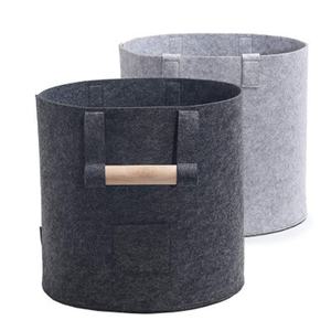 Cesta de almacenamiento de fieltro redonda de gran capacidad, con asas de madera para almacenar todo tipo de artículos diversos - Product Image 1