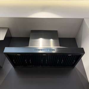 Hotte électrique commerciale 48 pouces 2000 m³/h avec éclairage LED intégré, filtre déflecteur, double moteur, acier inoxydable, 3 vitesses - Product Image 2