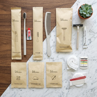 Lot de produits de toilette écologiques de luxe personnalisables avec logo pour hôtels, doux et confortables, format voyage bio