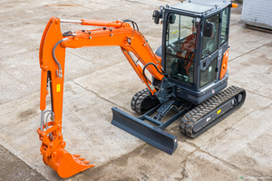 Mini-excavatrice Lonking CDM6035 de 3,5 tonnes, nouvelle, de marque chinoise réputée, de haute qualité et à bas prix, avec brise-roche hydraulique LG6035 - Product Image 3