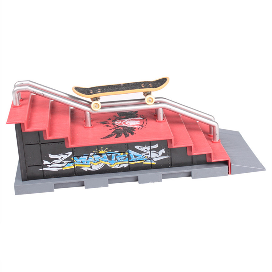 BESPORTBLE 2 rampas para Fingerboard: Mini Parque de Patinaje de Juguete - Accesorios para monopatín de Dedos - Rampas de plástico para Practicar BESPORTBLE 2 rampas para Fingerboard: Mini Parque de Patinaje de Juguete - Accesorios para monopatín de Dedos - Rampas de plástico para Practicar
