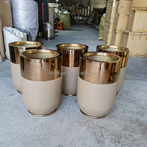 <span class=keywords><strong>Vaso</strong></span> decorativo elegante <span class=keywords><strong>vaso</strong></span> di fiori <span class=keywords><strong>in</strong></span> metallo personalizzato realizzato <span class=keywords><strong>in</strong></span> cina/vasi <span class=keywords><strong>da</strong></span> <span class=keywords><strong>giardino</strong></span> fioriere <span class=keywords><strong>da</strong></span> esterno di grandi dimensioni - Product Image 5