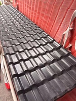 Diseño moderno Aislamiento térmico y acústico Teja de techo de plástico Hoja de techo Upvc Materiales de construcción Tejas De Pvc
